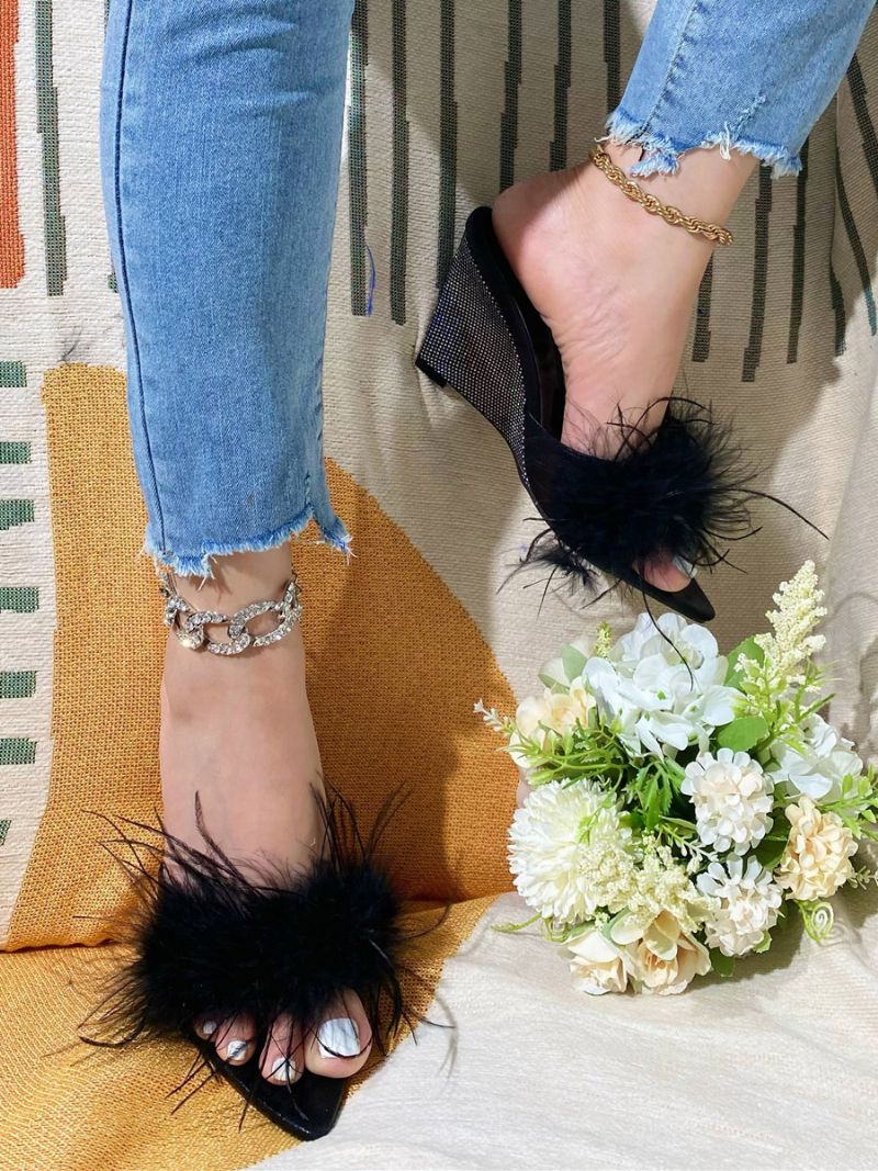 Damfjädrar Slingbacks Med Paljetter I Tyg Kil Sandaler - Svart
