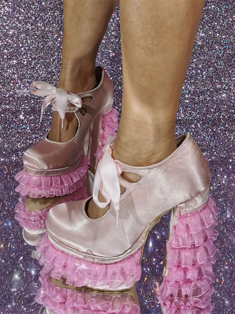 Kvinnors Högklackat Satin Rosa Plattform Spetsdetaljer Pumps - Rosa